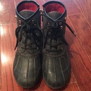 Tommy Hilfiger Duck Boots Black Size 9
